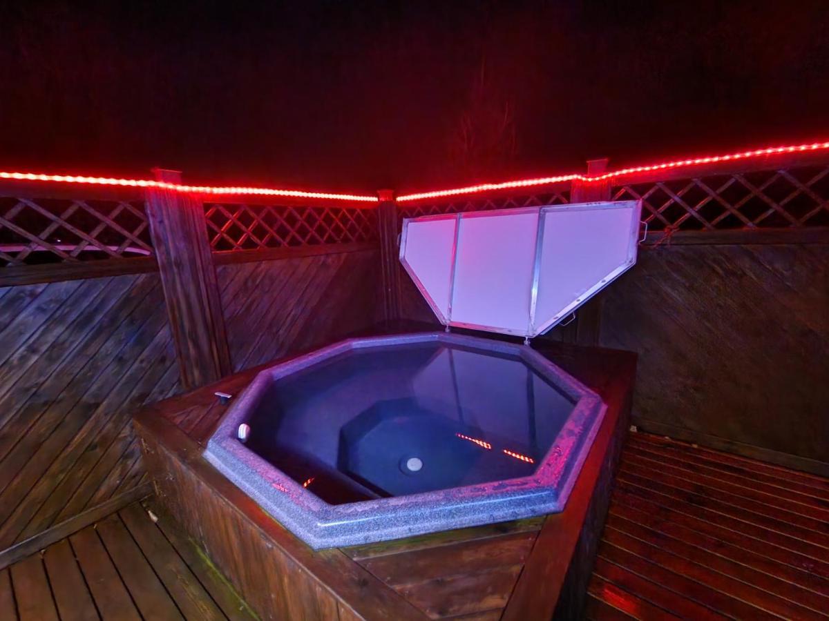 Golden Circle Cabin, Hot Tub Villa Geysir Exterior photo